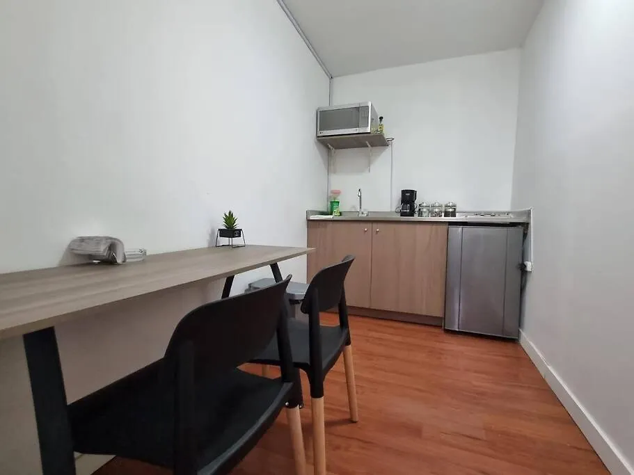 Hermoso Apartamento Con Terraza En Laureles Apartment Medellin 0*,