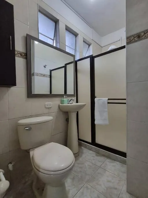 Hermoso Apartamento Con Terraza En Laureles Apartment Medellin 0*,