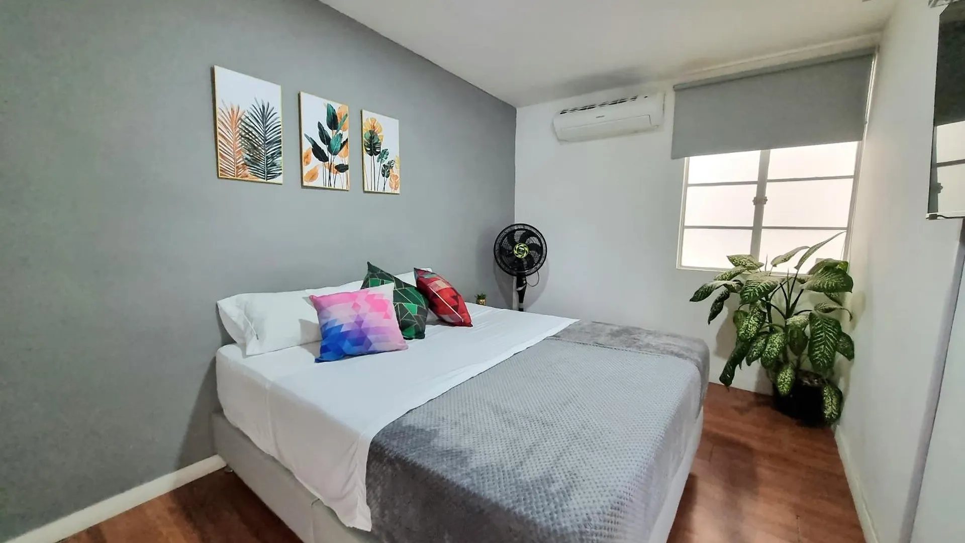 Hermoso Apartamento Con Terraza En Laureles Apartment Medellin